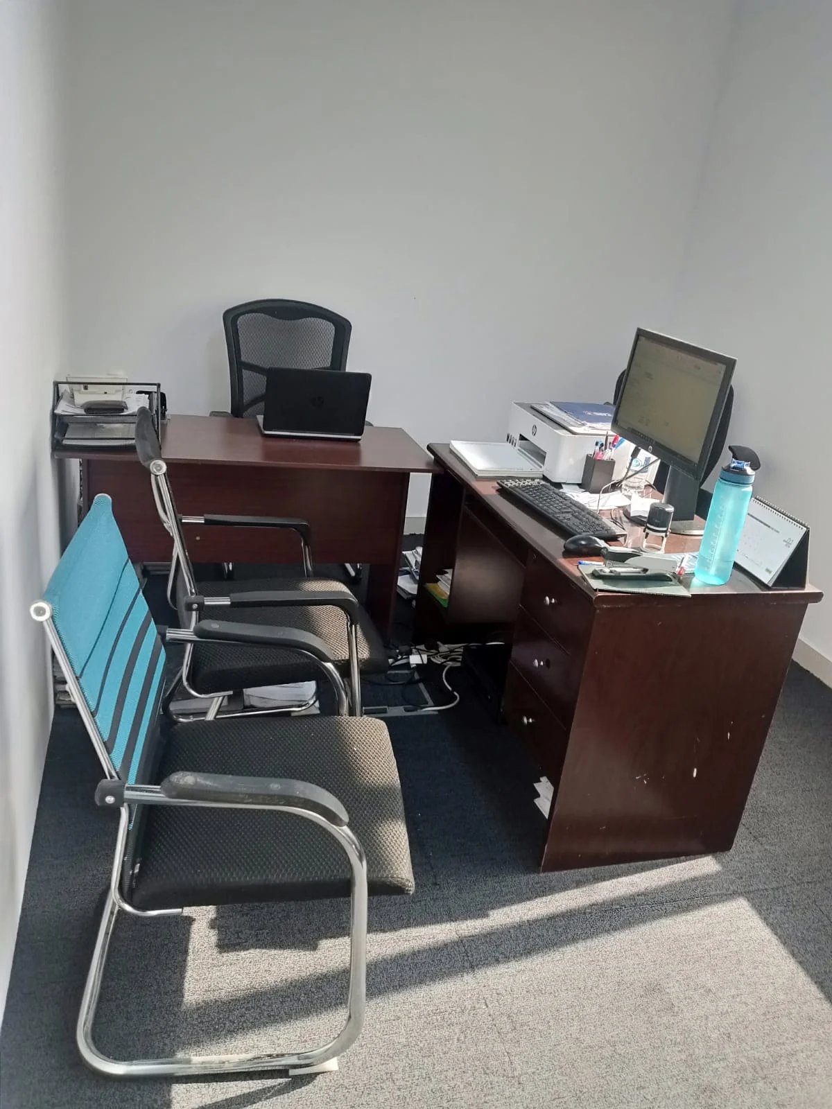 Asif Iqbal Transport Office - Royal Class Building